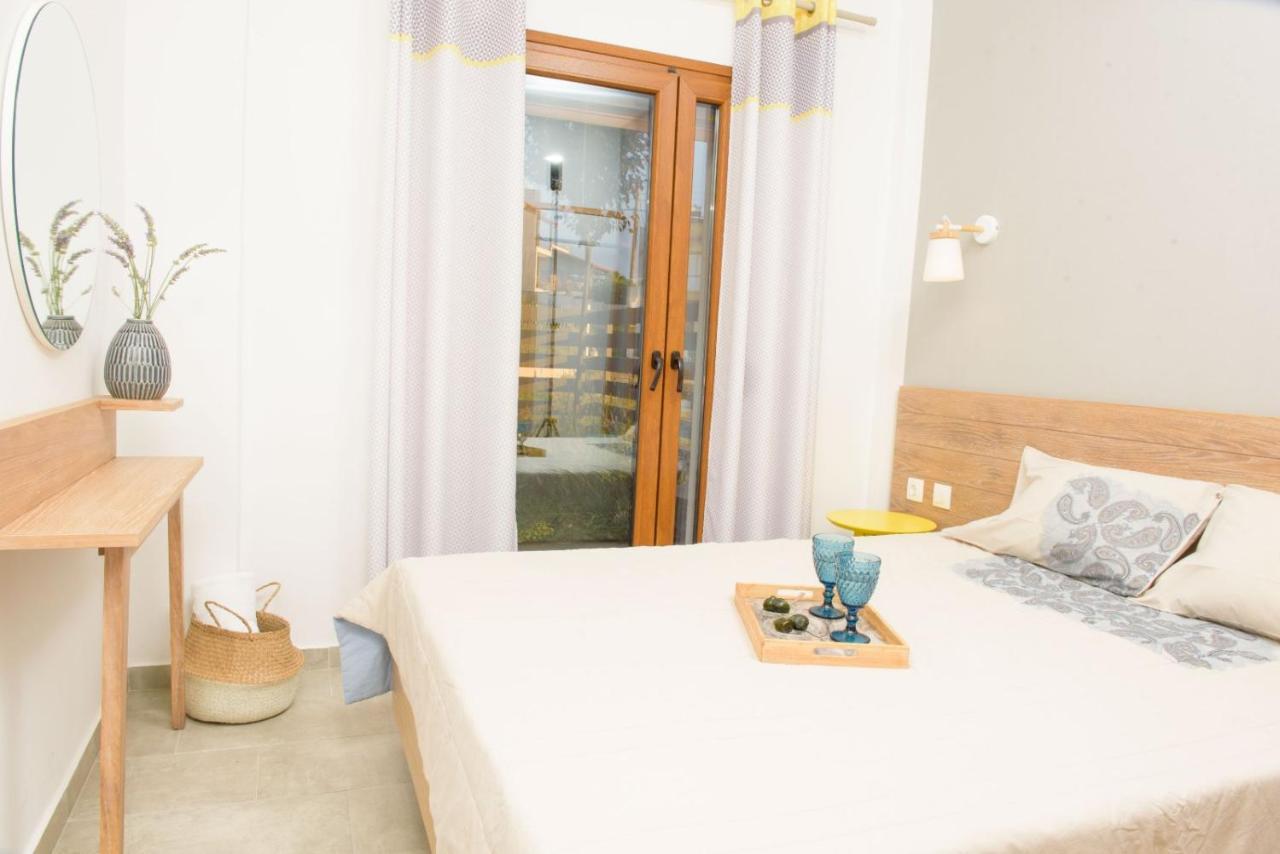 Apartamento Στ' Ακρογιάλι Nea Roda Exterior foto